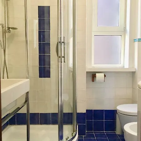 Panoramic Castle Trastevere 公寓