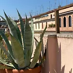 Panoramic Castle Trastevere Daire Roma